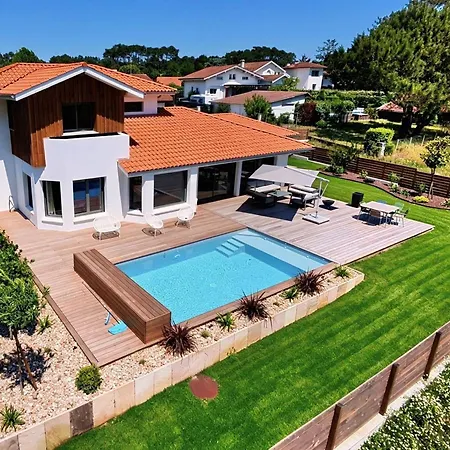 D'exception Avec Piscine - 10 Pers. - Fr-1-791-50 *