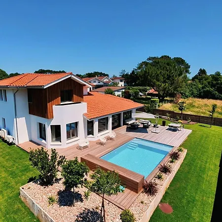 D'exception Avec Piscine - 10 Pers. - Fr-1-791-50 فيلة سورت-هوسيغور